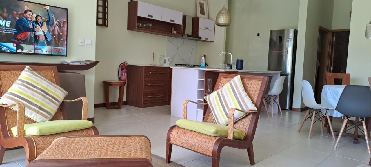 Les Villas Thorel Rivière Noire Extérieur photo